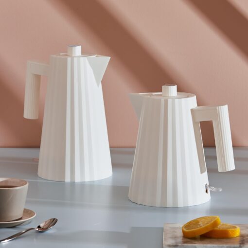 Alessi Plissé MDL06 W/UK Design Electric Kettle, Thermoplastic Resin, 2400 W, 170 cl, White, 21.5 x 33.5 x 21.5 - Image 2